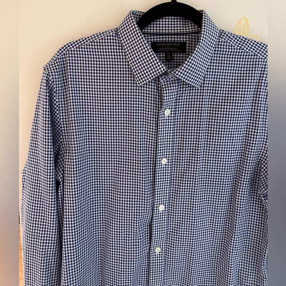 Banana Republic Shirt - Picture 1 of 4
